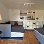 Vaeike Puhkemaja Saunaga Feriehus Romeda