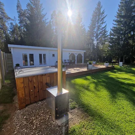 Holiday home Liivakortsi Vaeike Puhkemaja Saunaga Romeda