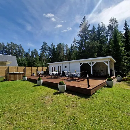 Vaeike Puhkemaja Saunaga