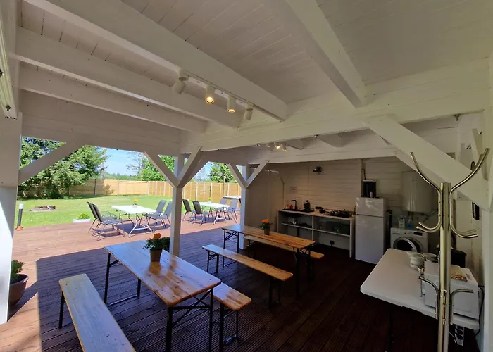 Vaeike Puhkemaja Saunaga Holiday home Romeda